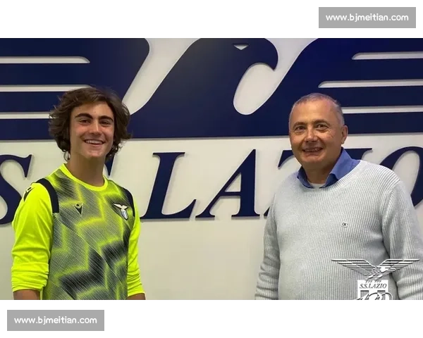 法兰克福官宣体育总监哈敦续约至 2028 年 欧战常客开启五年新征程