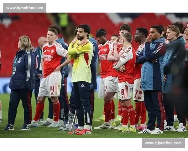 英超冠军悬念迭起，各路豪强争霸看点十足！