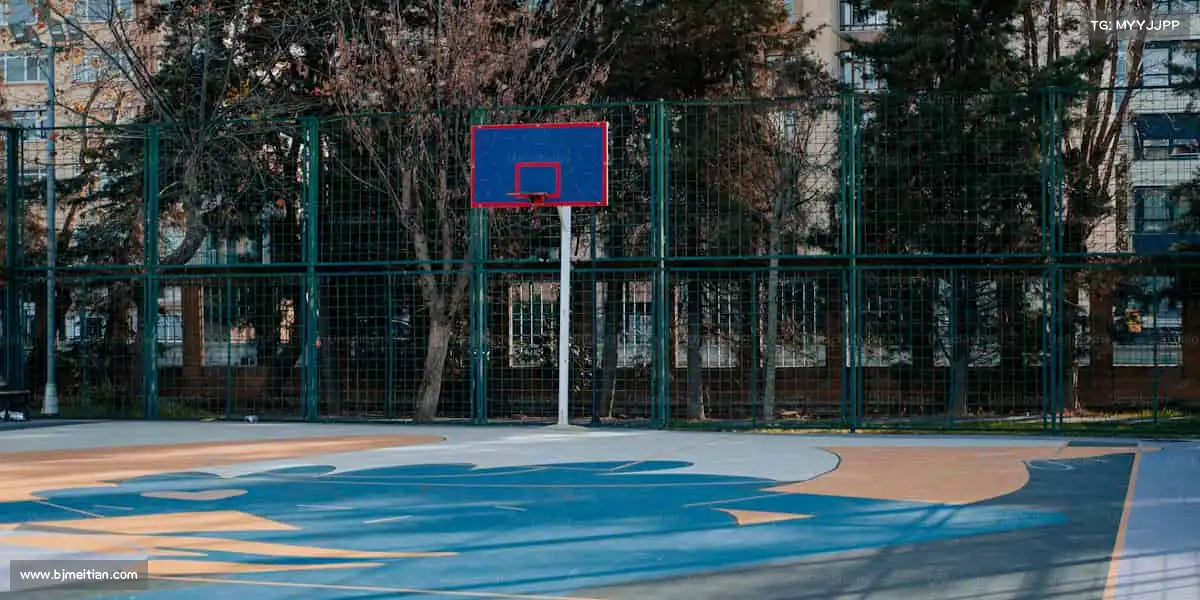 雷竞技Raybet🏋️‍♀️举起的不只是杠铃，更是对生活的热爱！